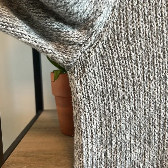 LOFT V-neck Cable Gray Heather Sweater Knit, M - Picture 4 of 6
